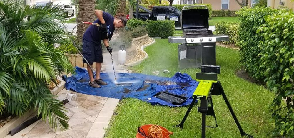 CLEANING THE BBQ GRILL?