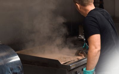 How to Keep Your Grill Clean While Cooking