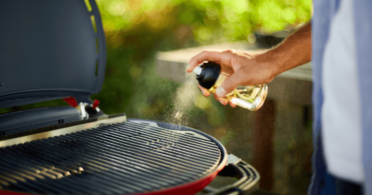 Oiling Grill Grates | Grill Tanks Plus